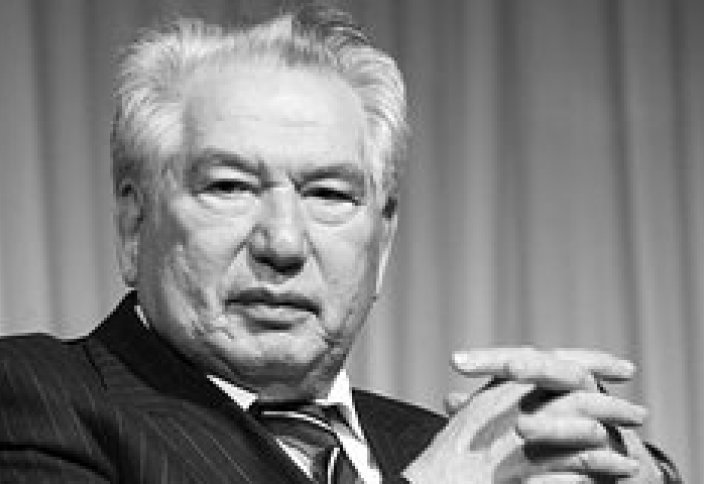 В Италии поставили памятник Чингизу Айтматову