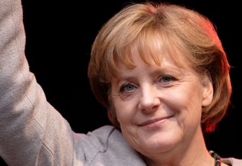 Ангела Меркел Қазақстан елшісімен кездесті