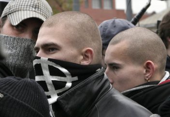 "Өзің диуанасың, кімге пір боласың"