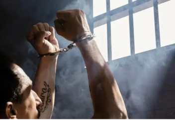 Әзербайжанда 22 мыңнан астам адамға рақымшылық жасалды