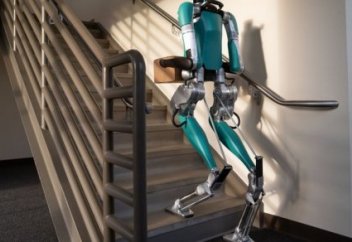 Сәлемдеме жеткізуші (видео)