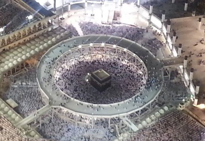 Роды в Заповедной мечети