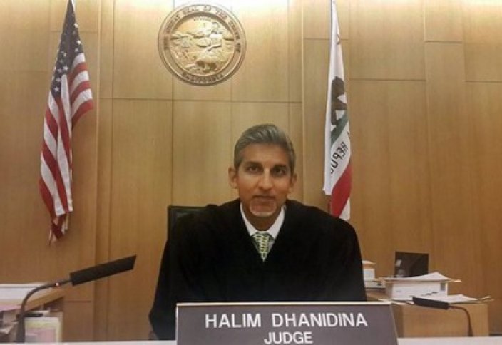 История судейства Калифорнии пополнилась новым судьей-мусульманином – ВПЕРВЫЕ