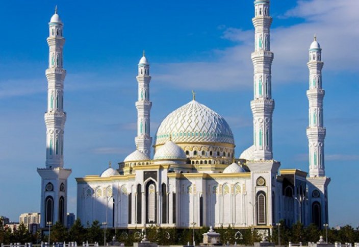 Мечеть в Астане может лишиться титула самой большой в Центральной Азии