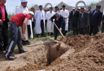 Мұсылманша жерлеу қымбатқа түседі