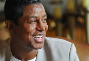 Как брат Майкла Джексона принял Ислам