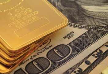 Түріктер доллардан бас тартып жатыр